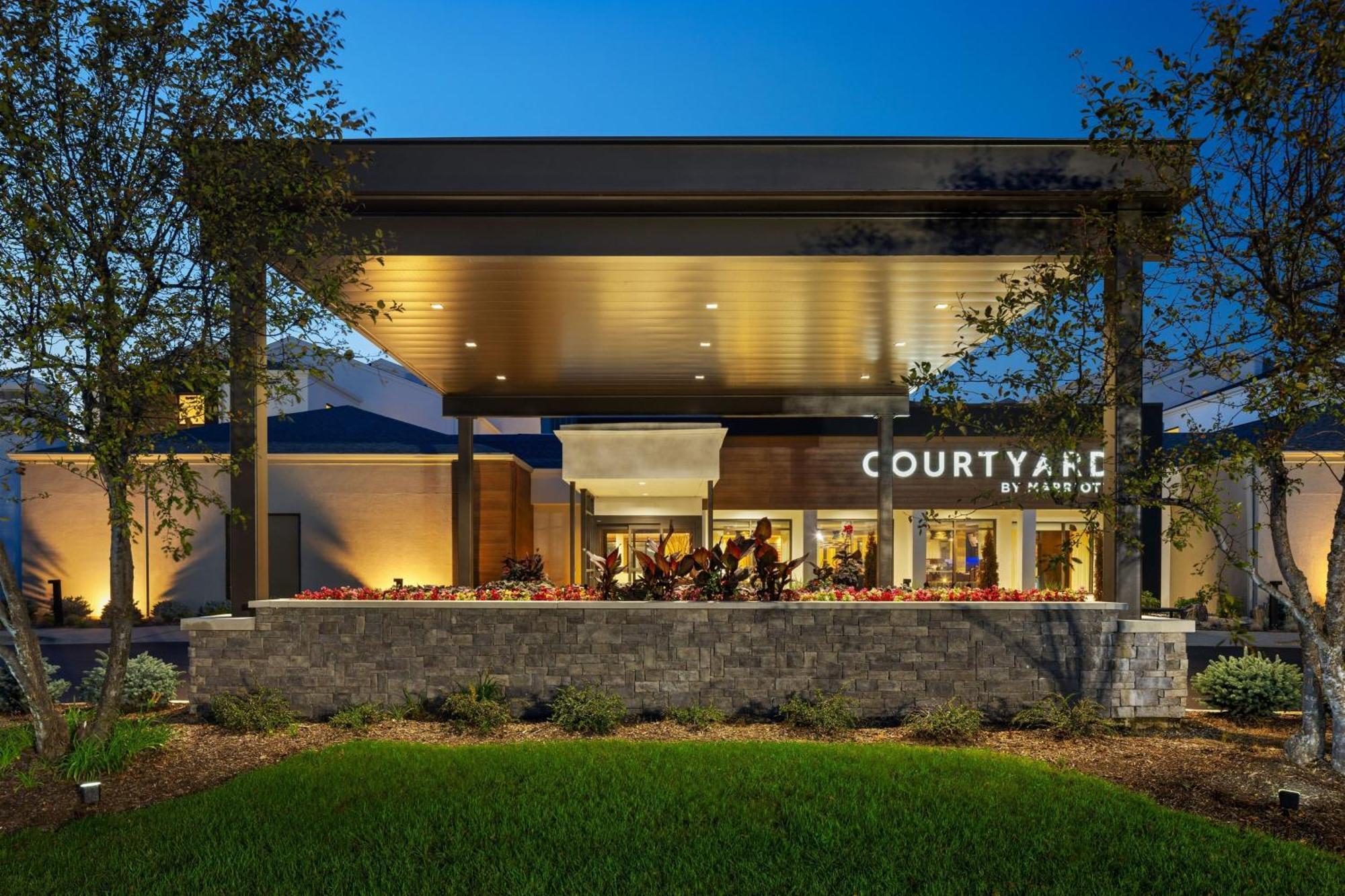 Courtyard By Marriott Chicago Waukegan / Gurnee Exterior foto