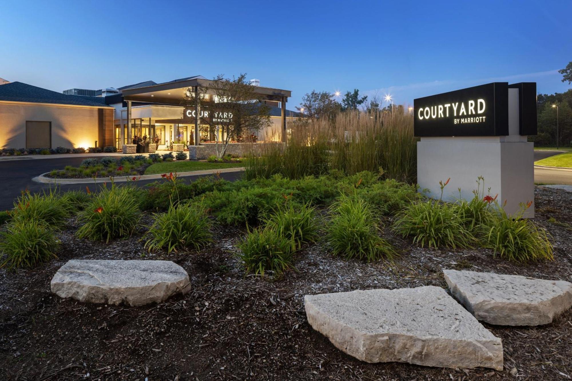 Courtyard By Marriott Chicago Waukegan / Gurnee Exterior foto