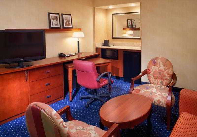 Courtyard By Marriott Chicago Waukegan / Gurnee Quarto foto